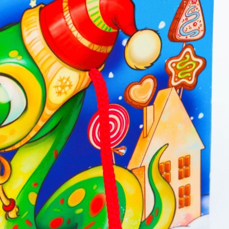 New Year. Gift box New Year's package "Snake" with rope handles with animation 20 x12 cm.-4