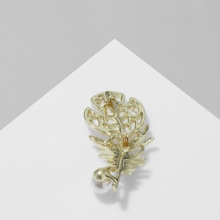 Brooch "Pen" with bead, white color in gold-1