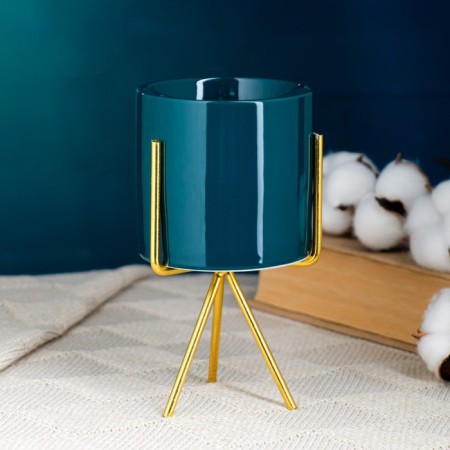 Kashpo "cylinder" green, on a gold stand, 15x8x8cm