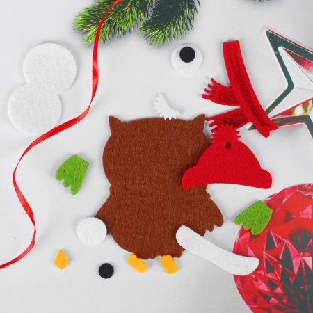 Set for creativity - Create a Christmas tree decoration from a felt "Owl in a New Year's cap"-1