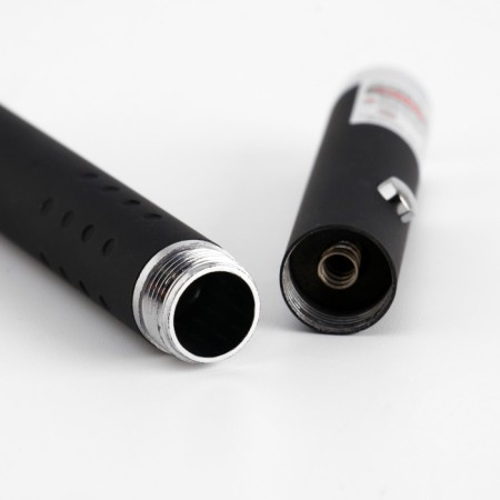 Laser pointer, range 500 m, 405 nm, 2 aaa, red beam, 15.5 x 1.5 cm-1