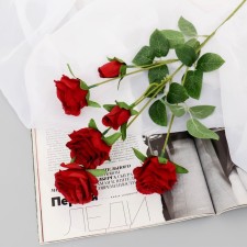 Artificial flowers 