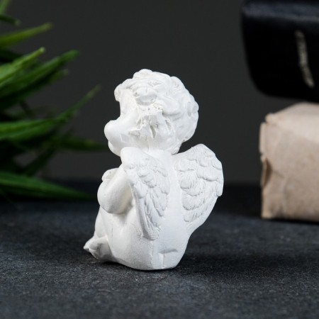 Figure "Angelka folded the hands on his knees" mother of pearl, 8x6x4cm-2