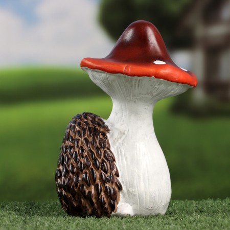 Garden figure "Hedgehog under fly agaric" 8x11x19cm-2