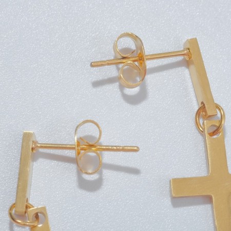 Earrings Metal "crosses" are small, color gold-2