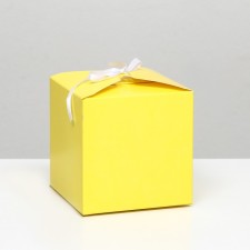 The box is folding, square, yellow, 12 x 12 x 12 cm,