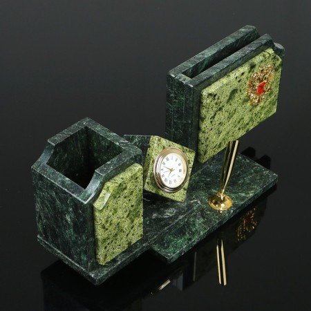 The desktop "Coat of arms with a clock", 30x10x13.5 cm, coil-1