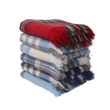 Plaid in the Triumph cell, size 140x205 cm-2