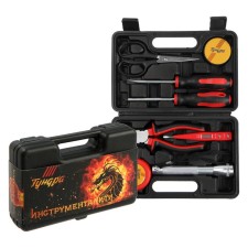 A set of tools in the case of the New Year's Case, in gift packaging, 8 items