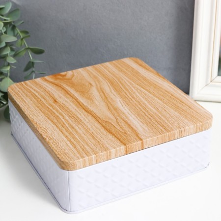Casket Metal Square "ROMBA" White, wooden cover 6x17x17 cm-1