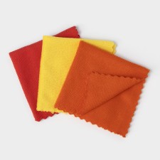 Napkins Universal shares 