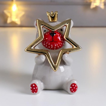 Souvenir ceramics "Bear in the crown, with a large golden star" 11.2x7.7x7.8 cm