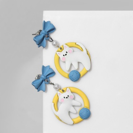 Earrings Assorted "cats" with balls, colored in silver-2