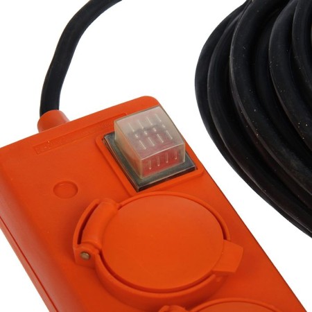 Excumber Universal U10-026, 5 outlets, 30 m, 16 A, IP-44, with salary, kg 3x1.5-1