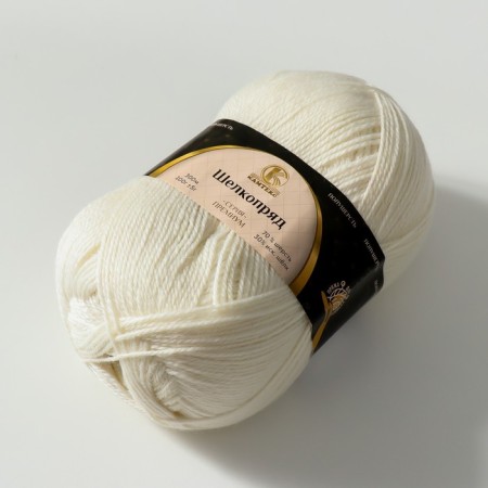 Yarn "Silkoprerakhov" 70% p/t wool, 30% artificial silk 300m/100g (205 white)-1