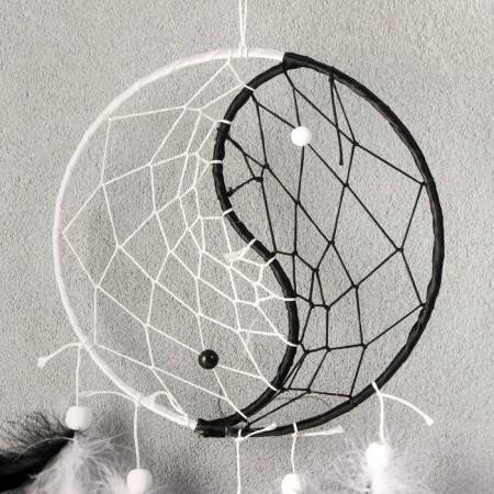 Yin-Yan Dreams Black and White Figs 44x15 cm-1