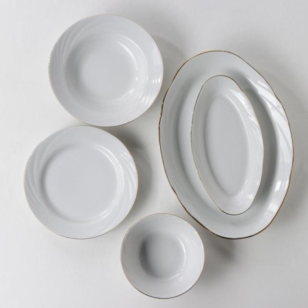 Continuration of the Classic table, 35 items, 2 types of plates (lacking a salad bowl)-1