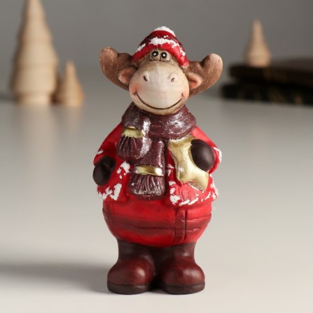 Souvenir Ceramics "Losik in a red down jacket, holds the star" 7.3x6.8x12.6 cm