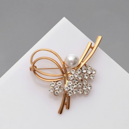 Brooch "Cinter" with bead and flowers, white color in gold