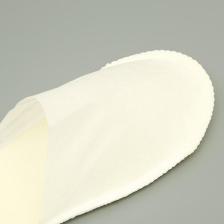 Disposable slippers, Light standard, milk / white, with a closed cape, 42 p.-3