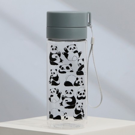 A water bottle with a panda suspension, 600 ml-1