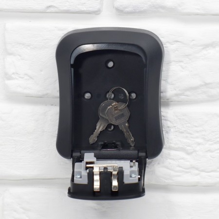 The keybox is wall -mounted with the Klyuchi code lock, 12 x 9.6 x 4 cm.-2