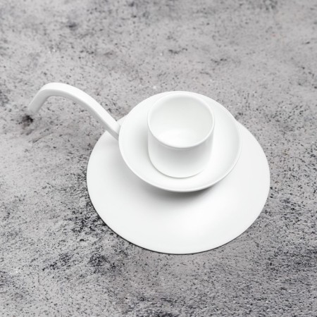 Retro candlestick metal per 1 candle, 10x4 cm, white-2