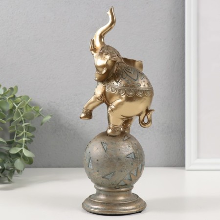 Souvenir Polystone "Elephant on a ball with patterns" of bronze with a patina 9.5x8x25.5 cm-1