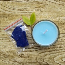 Dye based on soy wax for candles, 5 g, the color is gently blue