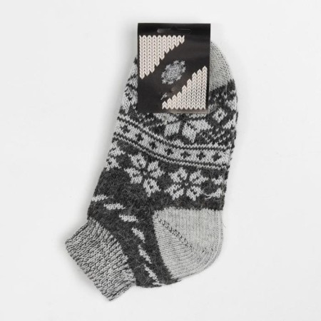 Women's socks “white snowflake”, dark gray color, size 25-2