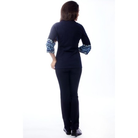 Female suit, size 42-3