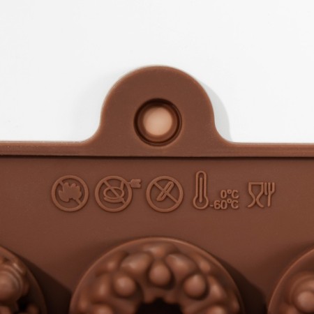 The form for jewelry "Dolce", silicone, 20 × 11 × 1.8 cm, 15 cells, brown color-3