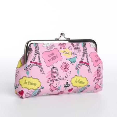 Cosmetic bag on the farmar, pink color