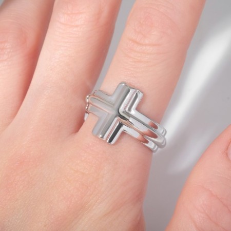 The ring "minimal" the cross, the color is silver, dimensionless-1