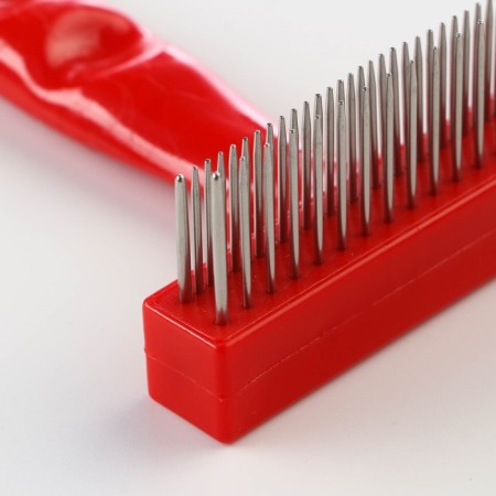 Comb “foot”, 15 x 8.8 cm, red-2