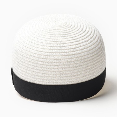 Female wicker cap minaku ts. Bely, river 58-2