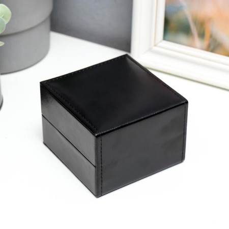 Casket to the leatherette to the clock 1 department "Black on black" 7x9.5x9.5 cm-2