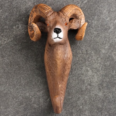 Figure hook "Baran" 15x6x9cm-1