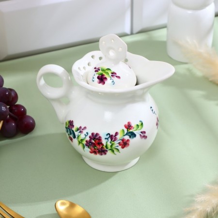Creammate "Tybra", 13.5 x 13.5 x 10 cm, Tokarenko T.Yu.