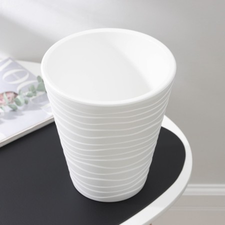 Kashpo for flowers with an insert "Valencia", 5.2 l, white color-2
