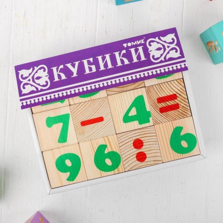 Wooden cubes "Figures" 12 elements: 4 × 4 cm, volume-12
