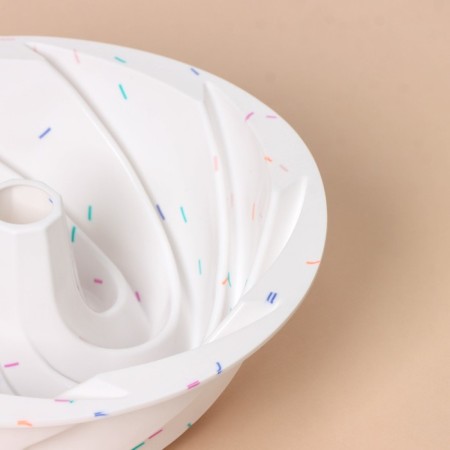 Konfinetta baking form “German cupcake. Whirlwind ", silicone, d = 24 cm, white color-4