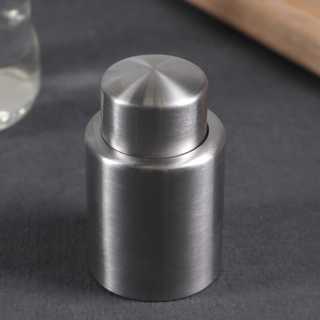 Vacuum plug "Profi", 4.5 × 7 cm, silver color