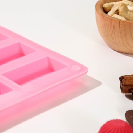 Form for sweets and chocolate of the “Eucks”, silicone, 29.5 × 17.5 cm, 20 cells (5 × 2.8 cm), Mix color-3