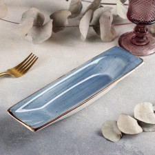 Ceramic serving dish 
