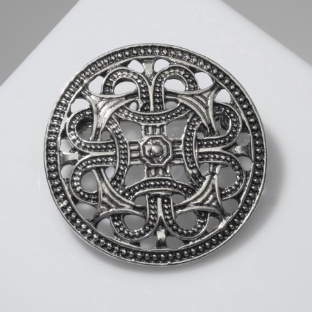 Brooch "Scandinavia" Celtic nodes, color of black silver