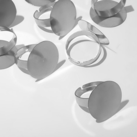 The base for the ring d = 20mm, set 10pcs, the color of silver-2