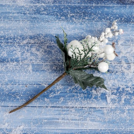 Decor "Winter shine" berries leaves, 17 cm-1