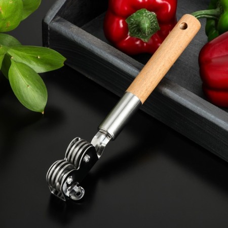 Knight of the Valdai Dauline, 20.5 × 3.5 × 3 cm, stainless steel