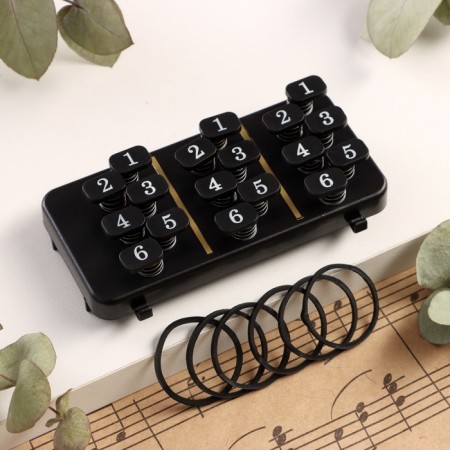 Fingers player for playing the Music Life guitar, staging chords-2